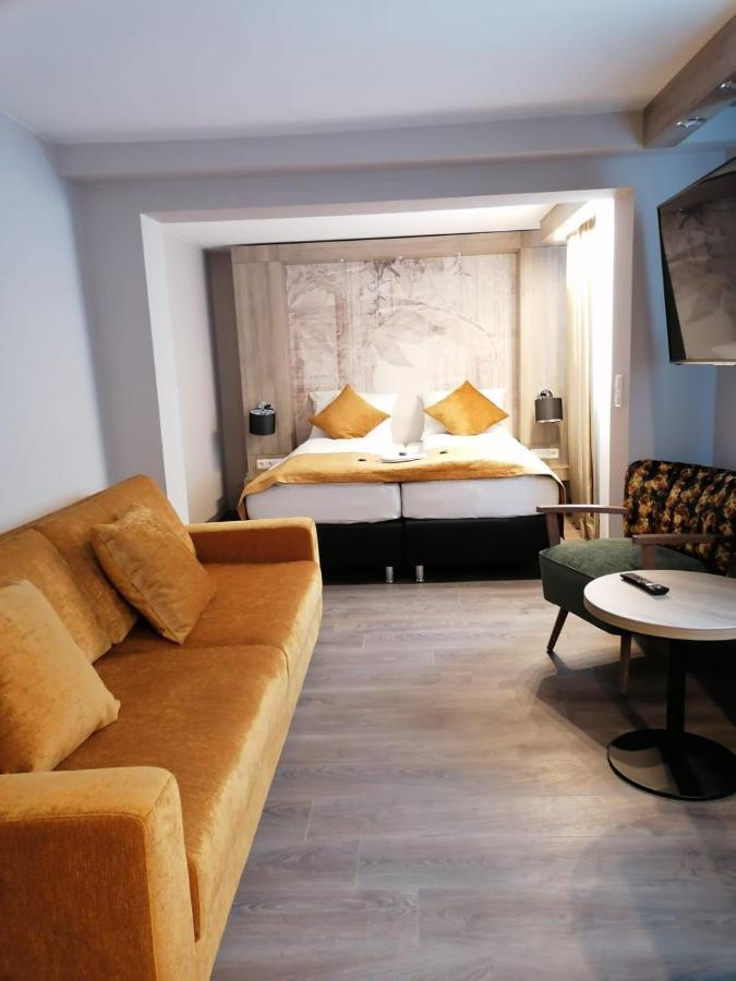Liebig Hotel Ehringshausen Экстерьер фото